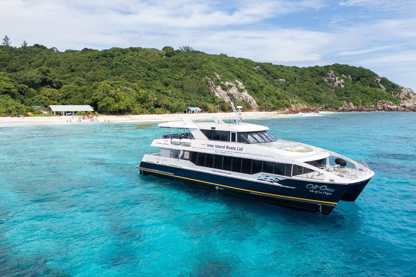 Ferry La Digue Praslin