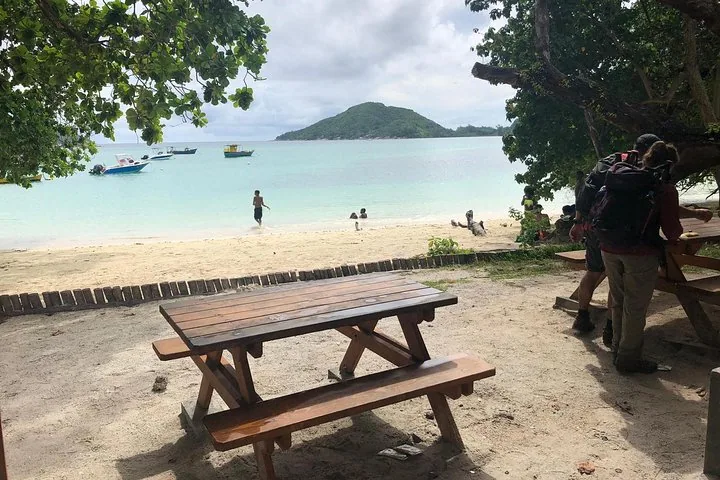 Praslin et La Digue : excursion d'une journée (groupe)